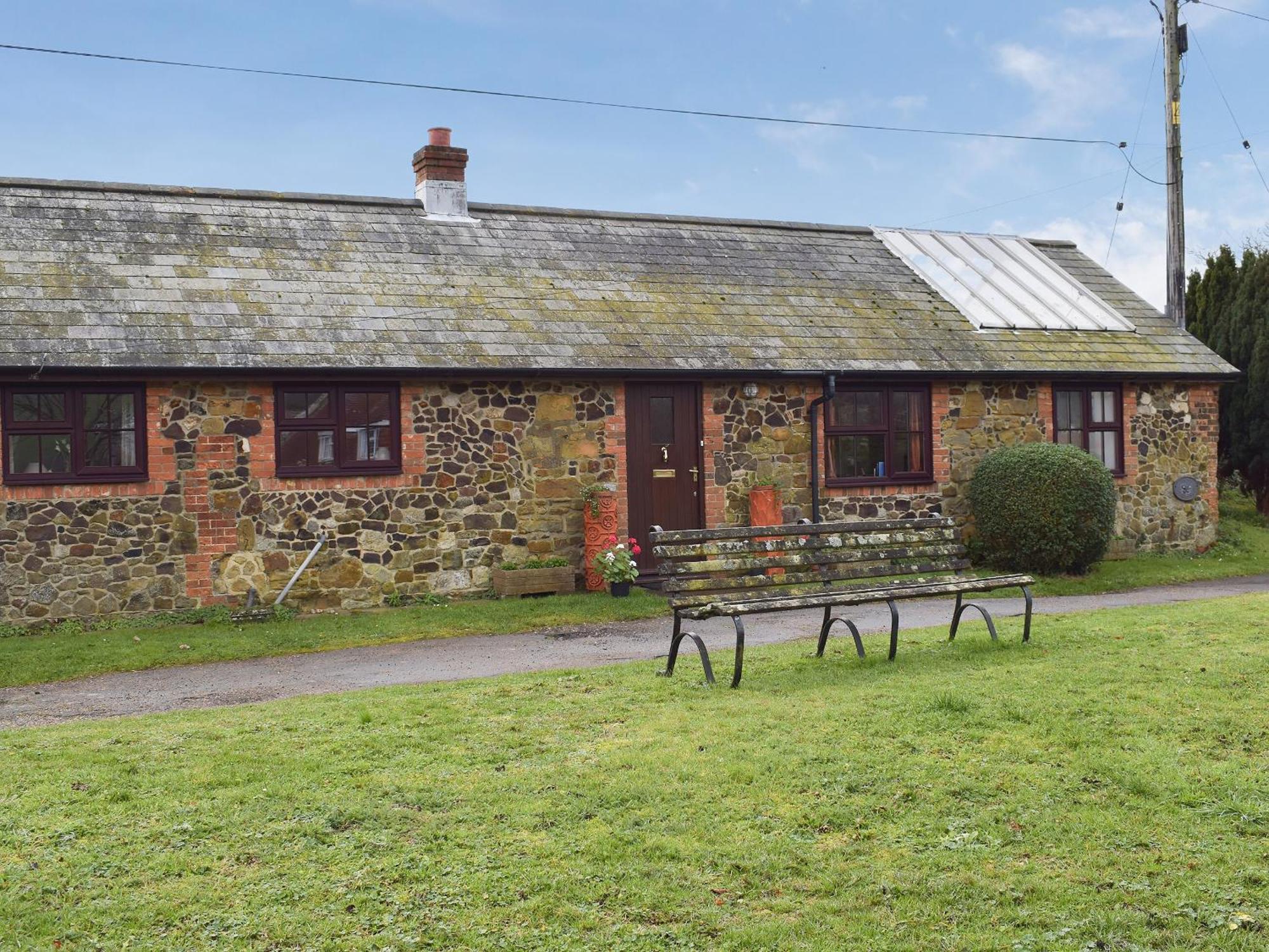 The Blacksmith Shop Shorwell Exterior photo